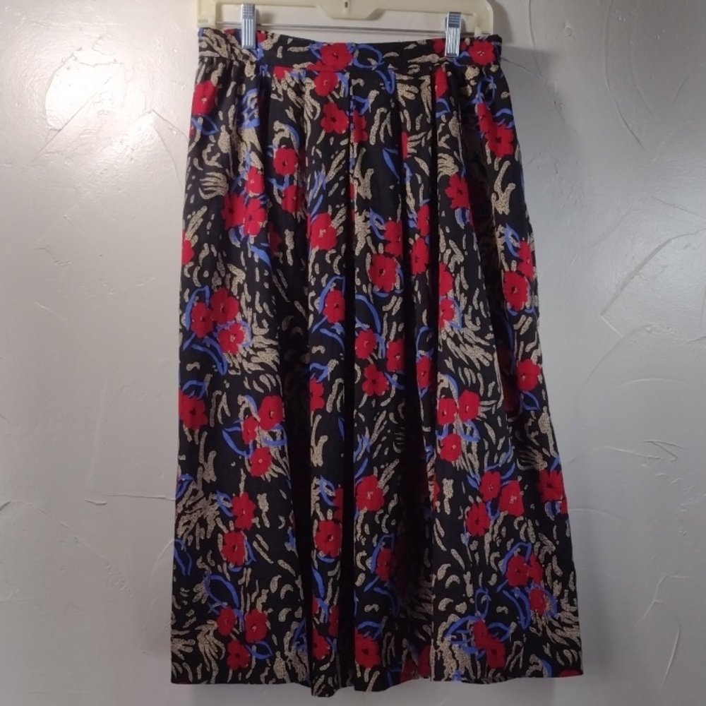 Vintage G.W. Originals Floral Black and Red Pleated Women's Midi Skirt 30" Waist